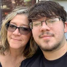 Is it too late to start hydrangea seeds in Wisconsin and what is the best  way to start them?