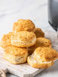 Jun 09, 2021 · place the biscuits into the air fryer basket, 4 at a time, and fry them at 360 degrees f for 6 minutes. Air Fryer Canned Biscuits Or Refrigerated Biscuits Dough Air Fryer World