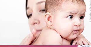 Wenn Babys Spucken Wann Du Zum Arzt Solltest Babyartikel De Magazin