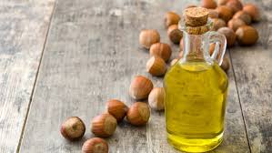 Huile De Noisette Pour La Beaute Proprietes Et Bienfaits