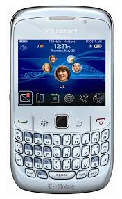 BlackBerry 8520 vs. Gigabyte gSmart q60 ...