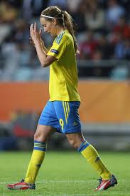 Sök efter fotbollsspelare i sverige. Kosovare Asllani Sweden