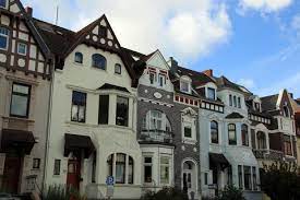 The apartment is available immediately. Bremer Hauser Dieser Hausertyp Pragt Das Stadtbild