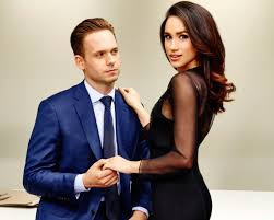 12 outfits meghan markle wore on suits that will give you serious workwear inspiration. Here S Your First Look At Meghan Markle In Her Wedding Dress On Suits