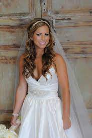 Long Beach Museum Of Art Wedding Cristen David Bridal Hair Down Veil Hairstyles Wedding Hairstyles For Long Hair