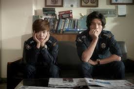 The romantic comedy love alarm revolves around a mobile phone application that notifies its owner when someone has feelings for them within 10 meters. Love 911 Asianwiki