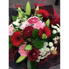 If you are using london underground we are situated between 5 tube stations such as baker. Hamstel Road Florist Southend On Sea Funeral Flowers Yell