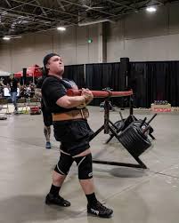 Another one in the books, some of my more elegant comp pictures, thank you  @mirandackopp My first time competing in over a year and I couldn't be  happier, the wise and strong @