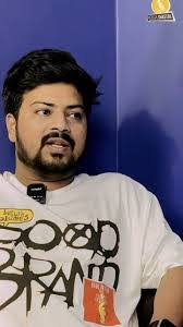 Himanshu Tripathi's Instagram, Twitter & Facebook