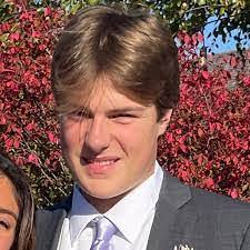 Dana Botti's Instagram, Twitter & Facebook