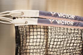 Trotz der windanfälligkeit wird das spiel gern im freien ausgeübt. Mochten Sie Victor Badminton Netz Net International Tournament Schwarz 755 0 0 Kaufen