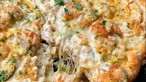 Shrimp Crab Cast Iron Pizza Youtube Cast Iron Pizza Shrimp Pizza Seafood Pizza