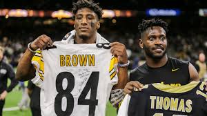 Check out this biography to know about his antonio brown is an american professional football player who served as the wide receiver and punt. How Will Saints Michael Thomas Bucs Antonio Brown Shape The Nfc South Race