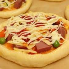 Siapa yang tidak mengenal dengan roti panggang yang diatasnya bertabur daging dan sayuran ini. 15 Pizza Ideas Resepi Roti Piza Minyak Masak