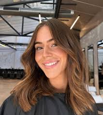 Hi all, I'm in need of a one length haircut model for tomorrow, Tuesday the  22nd of April, with the inclusion of styling! Price? FREE! DM to book now,  with a photo