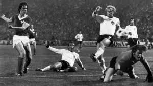 Ficha de la selección alemania: El Agonico Final Que Tuvo La Seleccion De Futbol De Alemania Del Este Bbc News Mundo