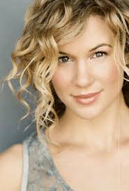 Sarah Halford's Instagram, Twitter & Facebook