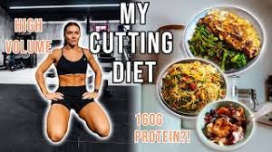 Many high volume low calorie recipes are low fat, low carb and sometimes keto friendly! What I Eat When Cutting Low Calorie High Volume Meals Youtube