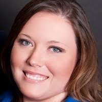 Amanda Sams's Instagram, Twitter & Facebook