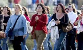 En 1975, la asamblea general de la organización de las naciones unidas (onu) conmemora por primera vez el 8 de marzo como el día internacional de la mujer. Por Que Se Conmemora El Dia Internacional De La Mujer El 8 De Marzo Infoveloz Com