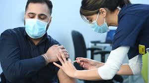 #vaccinatiebewijs dit is een pak dat je daadwerkelijk tegen virussen beschermd.nogal een verschil met een zinloos lapje stof voor je. 8g 6dtzrfzuc0m