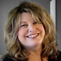 Wendy Hand's Instagram, Twitter & Facebook