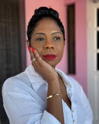 Captain this ….. The photo studio 🤭 #imagebyshanae #barbadoshairstylist  #blessedhands #barbadossalon #visitbarbados #caribbeanhairstylist