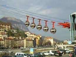 48e Grenoble Les 50 Lieux De France Les Plus Photographies Au Monde Linternaute Com Photo Numerique Paysage France Ville De Grenoble Photos Numeriques