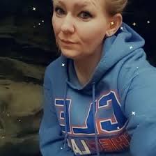 Theresa Baldwin (beingthebesttess88)