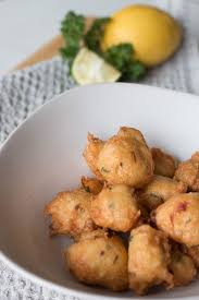 Accras De Morue Croustillants Et Legers La Cuisine D Adeline Recette En 2020 Accras De Morue Accras Morue