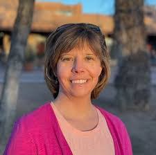 Abby Redwine's Instagram, Twitter & Facebook