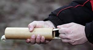 Blue and orange dye work the best, but you can use any color dye you wish. How To Protect Your Garden Diy Smoke Bombs Survivopedia