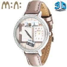 Kolunda Kucuk Dunyalar Tasimak Isteyenlere Minyatur Saatler Saat Watch Design Bayan Saatleri Saatler Minyaturler