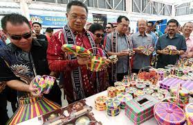 Pekan kota belud) is the capital of the kota belud district in the west coast division of sabah, malaysia. Tamu Besar Attracts Thousands Of Visitors Including Tourists