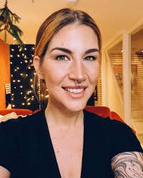 Have a happy and safe new years eve friends! Thank you for taking an  interest in what i do and for following me here, with @delainofficial  and/or