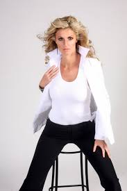 Erin Andrews - Free pics, galleries & more at Babepedia