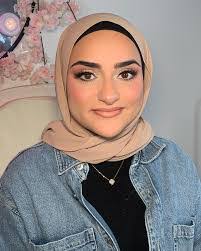 Fatima Bazzi's Instagram, Twitter & Facebook