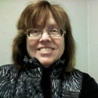 Paula Davenport's Instagram, Twitter & Facebook