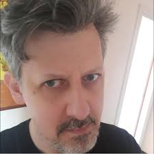 Who remembers when PC cases looked this cool? ... Just snagged this gem for  my #y2k-era #retropc build ... So have to ask, what spec computer did you  have back in the