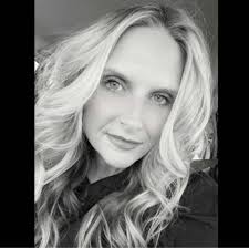 The second ShareLunker of the day was caught by angler Kellie Renfro!  Kellie's Legacy Class lunker weighed in at 13.27 pounds and is the first  season entry from lake Nacogdoches! Congratulations Kellie