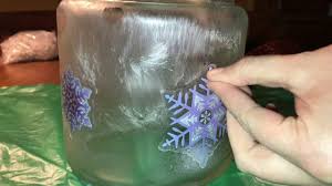 Anstatt glas können sie auch ein kunststoffdach verwenden© p. Windlicht Mit Eisblumen Spray Basteln Dekoration Und Freude Teelicht Lampe Selber Machen Anleitung Youtube