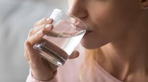 Achten sie auf ihren täglichen flüssigkeitshaushalt mit gesundem santa emilia mineralwasser. Stilles Wasser Im Test Pestizid Reste Und Uran In Einigen Wassern Gefunden Oko Test