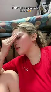 Relaxed Close-Up Video Featuring Personal Style