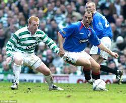 Zadebiutował w rangers w wygranym 1: Ajax Manager And Former Rangers Player Frank De Boer Returns To Glasgow For Champions League Match At Celtic Daily Mail Online