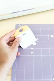 Download How To Make Gift Tags With Your Cricut Free Svg Templates Adhesive Vinyl Projects Gift Tag Template Making Gift Tags SVG, PNG, EPS, DXF File