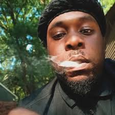 Bobby Shmurda has stirred up major controversy by accusing JAY-Z's Roc  Nation of being behind the rumors about Diddy and Meek Mill's alleged  relationship being more than just professional… Full story👀 🔗Link