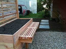 Raised Bed With Built In Bench Note Horizontal Panel As One Style Option For Fence Photo Design Garden Mentors Raised Garden Beds Raised Garden Garden Beds