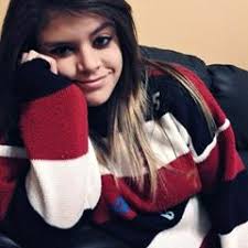 Stream Julia Leal 11 music