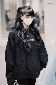 Blackpinkofficial Blackpink Lisa Lisa Blackpink Wallpaper Lalisa Manoban