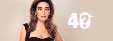 وفي التفاصيل أنّ جيسيكا بدت جذابة بفستانٍ أسود من ألكسندر فوتييه alexendre vauthier. Jessica Azar Facebook